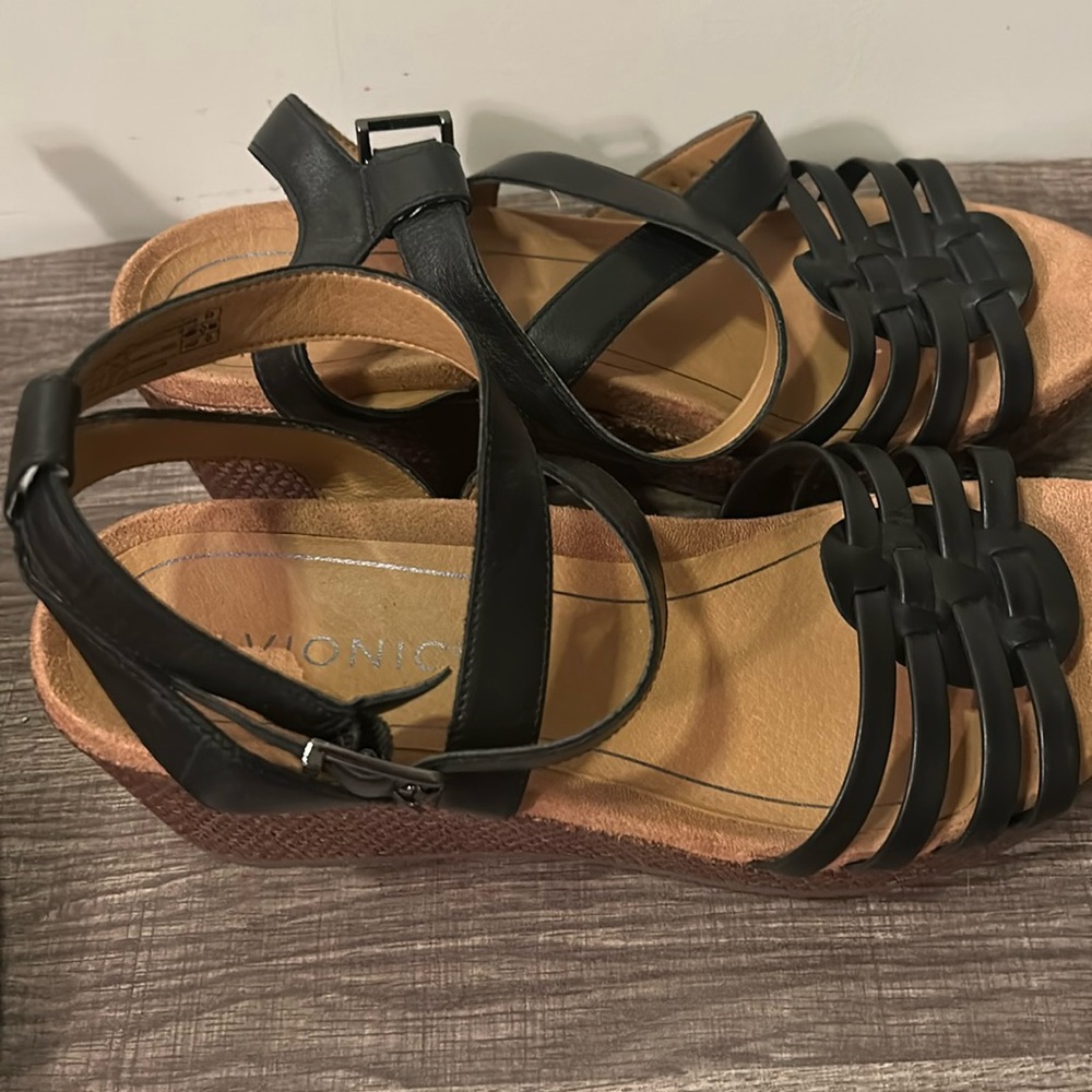 Vionic Clarisa Raffia Wedge Sandals Black Leather Strappy Ankle Strap Women 10